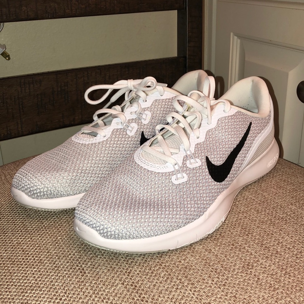Nike Training Flex TR 7 shoes size 9